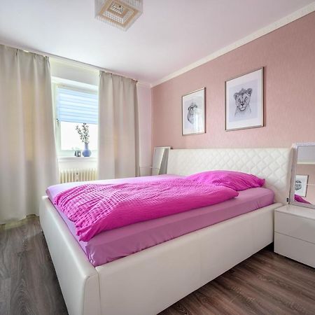 Anyroomdirect Private Apartments Near Hannover Exhibition Room Agency エクステリア 写真