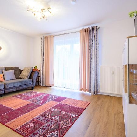 Anyroomdirect Private Apartments Near Hannover Exhibition Room Agency エクステリア 写真