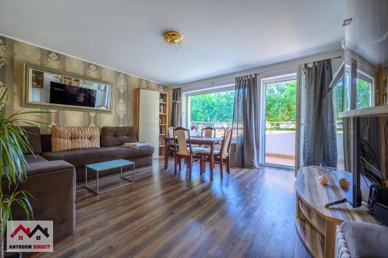 Anyroomdirect Private Apartments Near Hannover Exhibition Room Agency エクステリア 写真