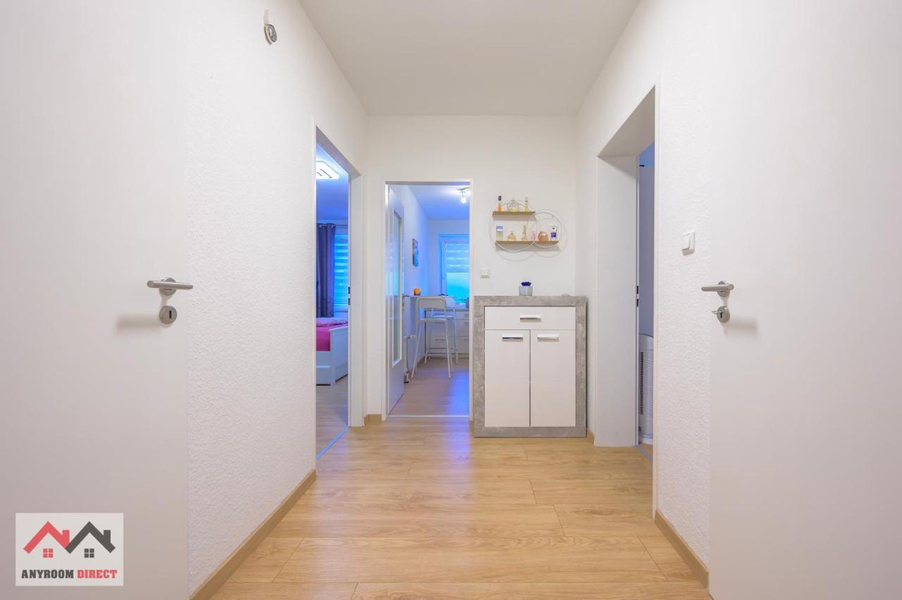 Anyroomdirect Private Apartments Near Hannover Exhibition Room Agency エクステリア 写真