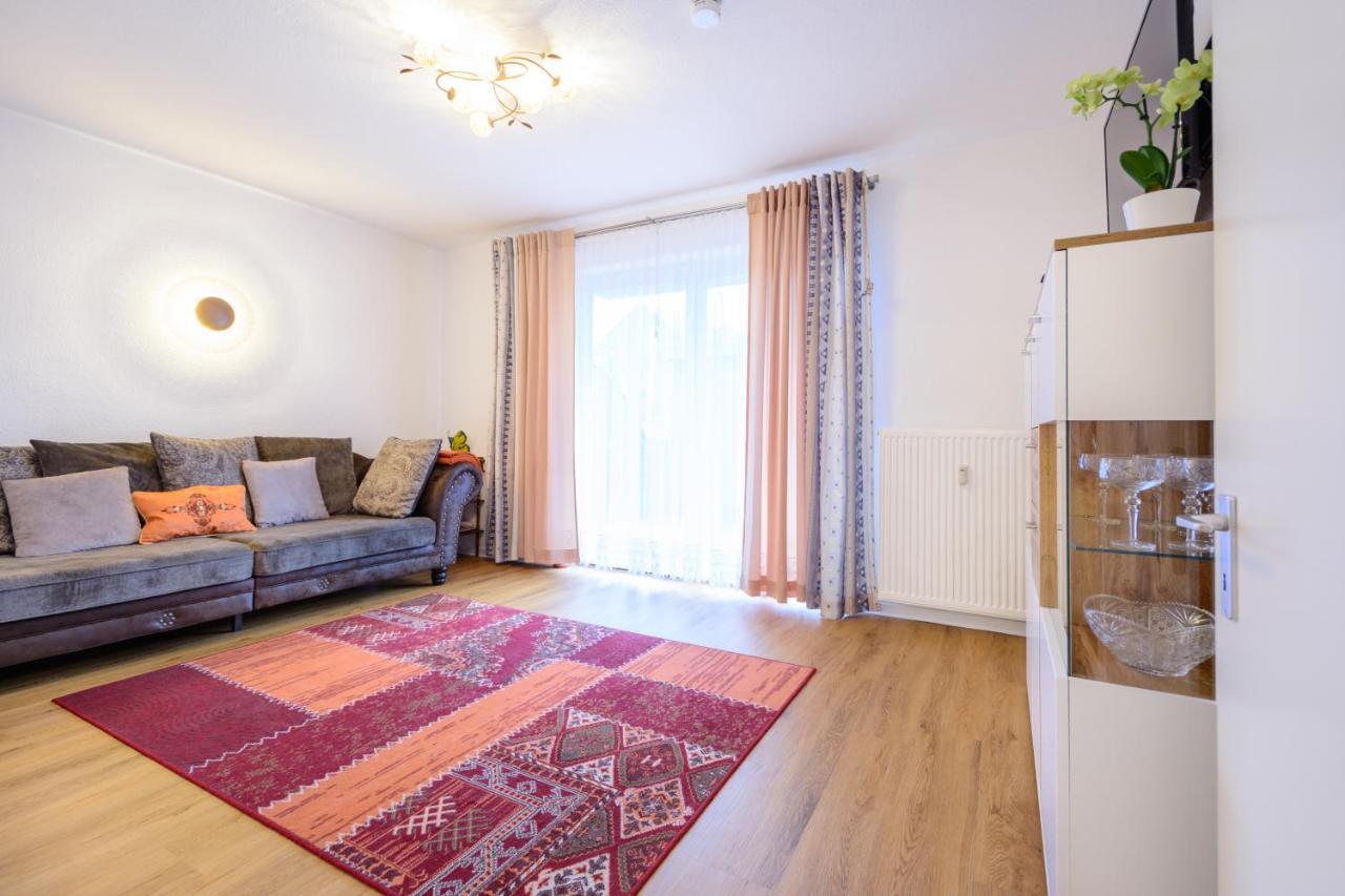 Anyroomdirect Private Apartments Near Hannover Exhibition Room Agency エクステリア 写真