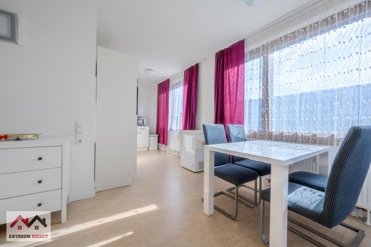 Anyroomdirect Private Apartments Near Hannover Exhibition Room Agency エクステリア 写真